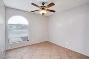 10640 N 66th Ave, Glendale, AZ 85304 - Photo 7