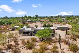 8532 E Los Gatos Dr, Scottsdale, AZ 85255 - Photo 5