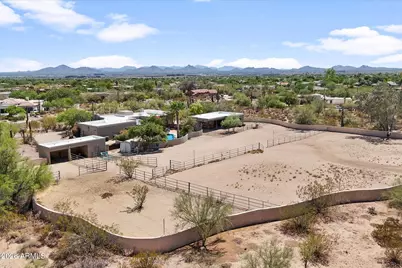 8532 E Los Gatos Drive, Scottsdale, AZ 85255 - Photo 35