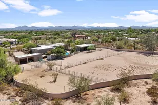 8532 E Los Gatos Dr, Scottsdale, AZ 85255 - Photo 35