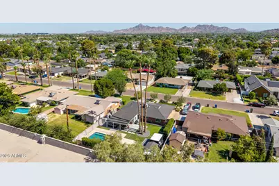 4231 E Catalina Drive, Phoenix, AZ 85018 - Photo 53