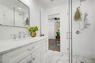 4231 E Catalina Dr, Phoenix, AZ 85018 - Photo 23