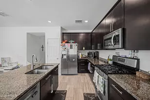 13023 W Lamar Rd, Glendale, AZ 85307 - Photo 19