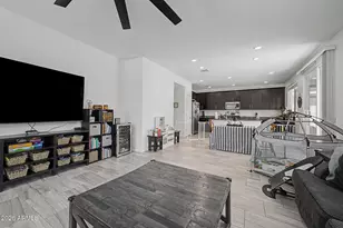 13023 W Lamar Rd, Glendale, AZ 85307 - Photo 9