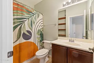 2256 E Huntington Dr, Phoenix, AZ 85040 - Photo 17