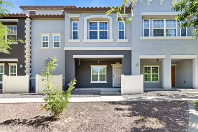 2256 E Huntington Drive, Phoenix, AZ 85040 - Photo 1