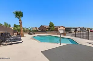 8017 S 6th Dr., Phoenix, AZ 85041 - Photo 15