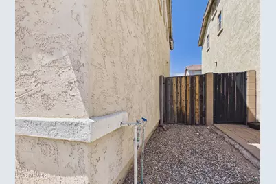 17648 W Lisbon Lane, Surprise, AZ 85388 - Photo 39