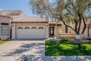 2043 W Nopal Ave, Mesa, AZ 85202 - Photo 1