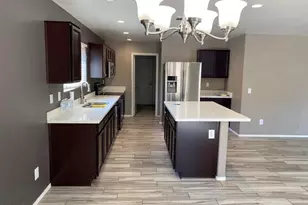 15791 W Caribbean Ln, Surprise, AZ 85379 - Photo 5