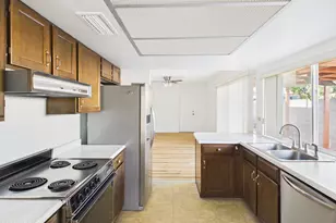 4033 W Griswold Rd, Phoenix, AZ 85051 - Photo 11
