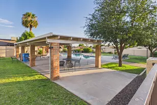 4033 W Griswold Rd, Phoenix, AZ 85051 - Photo 43