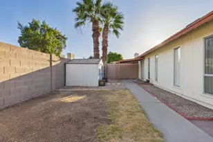 4033 W Griswold Rd, Phoenix, AZ 85051 - Photo 35