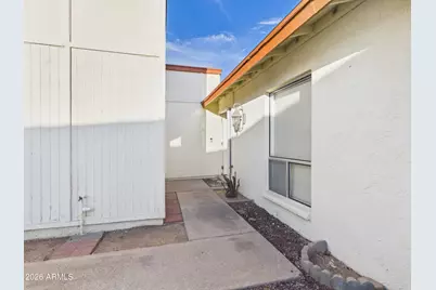 4033 W Griswold Road, Phoenix, AZ 85051 - Photo 5