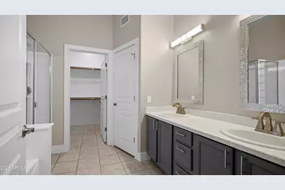 6768 W Lone Cactus Drive, Glendale, AZ 85308 - Photo 17
