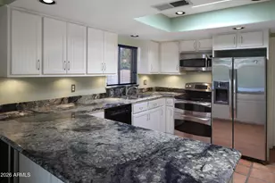 2934 E Beryl Ave, Phoenix, AZ 85028 - Photo 7