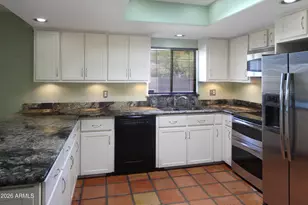 2934 E Beryl Ave, Phoenix, AZ 85028 - Photo 9