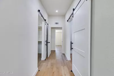 4502 N 17 Th Drive, Phoenix, AZ 85015 - Photo 5