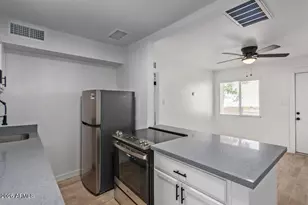 1647 W Garfield St, Phoenix, AZ 85007 - Photo 3