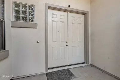 1687 E Carob Drive, Chandler, AZ 85286 - Photo 5