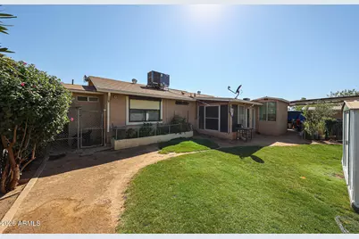 4332 W Clarendon Avenue, Phoenix, AZ 85031 - Photo 37