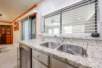 4332 W Clarendon Avenue, Phoenix, AZ 85031 - Photo 7