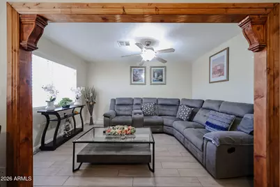 4332 W Clarendon Avenue, Phoenix, AZ 85031 - Photo 15