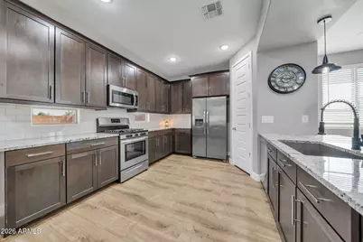16516 W Alameda Road, Surprise, AZ 85387 - Photo 9
