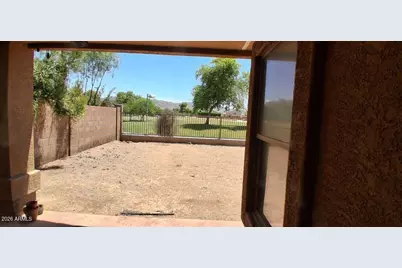 3207 W Saint Kateri Drive, Phoenix, AZ 85041 - Photo 9