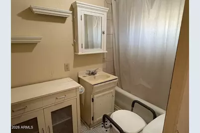 222 W Fourth Street, Winslow, AZ 86047 - Photo 17