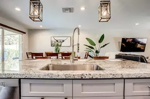 8526 E Vista Dr, Scottsdale, AZ 85250 - Photo 21