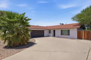 8526 E Vista Dr, Scottsdale, AZ 85250 - Photo 3