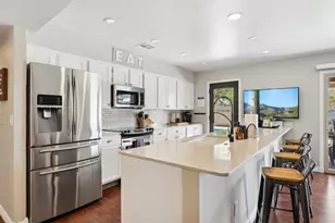 6319 N 82nd Way, Scottsdale, AZ 85250 - Photo 11