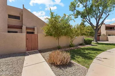 13820 N 42nd Avenue, Phoenix, AZ 85053 - Photo 3