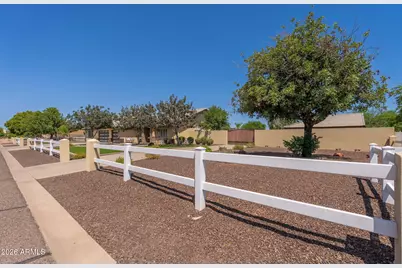 12366 W Desert Oasis Circle, El Mirage, AZ 85335 - Photo 3