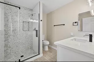 11810 S Coconino St, Phoenix, AZ 85044 - Photo 19