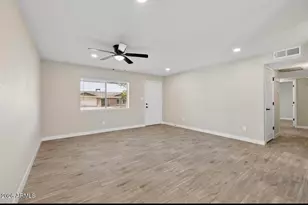 11810 S Coconino St, Phoenix, AZ 85044 - Photo 5