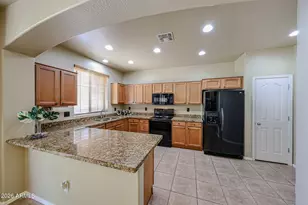 2390 W Jake Haven, Phoenix, AZ 85085 - Photo 5