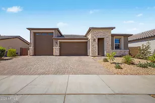 18614 W Honeysuckle Dr, Wittmann, AZ 85361 - Photo 1