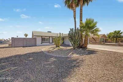 7244 W Sunnyslope Lane, Peoria, AZ 85345 - Photo 1