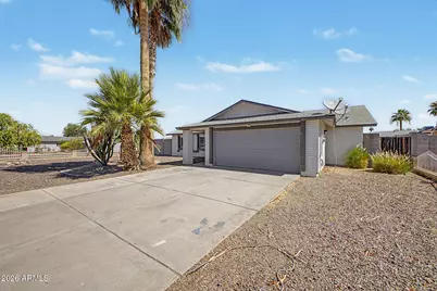 7244 W Sunnyslope Lane, Peoria, AZ 85345 - Photo 3