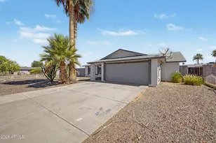 7244 W Sunnyslope Ln, Peoria, AZ 85345 - Photo 3