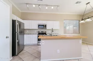 15806 N 136th Ln, Surprise, AZ 85374 - Photo 3