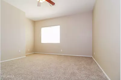 15806 N 136th Lane, Surprise, AZ 85374 - Photo 13