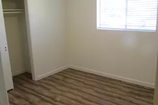 719 W 10th St, Tempe, AZ 85281 - Photo 17