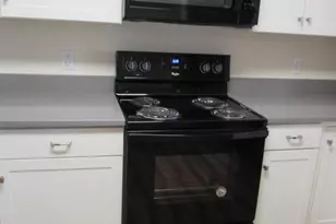 719 W 10th St, Tempe, AZ 85281 - Photo 13