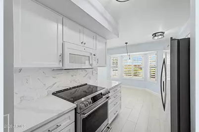 12927 W Prospect Drive, Sun City West, AZ 85375 - Photo 9