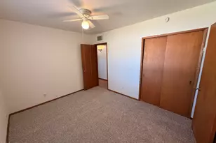 3416 N 43rd Pl, Phoenix, AZ 85018 - Photo 15