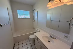 3416 N 43rd Pl, Phoenix, AZ 85018 - Photo 13