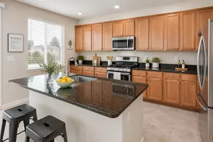 5011 S Carlyle Dr, Gilbert, AZ 85298 - Photo 11